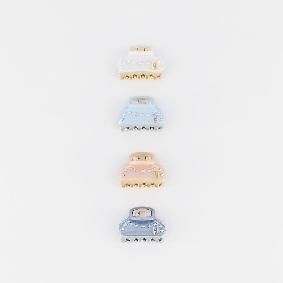 beauty salon accessories