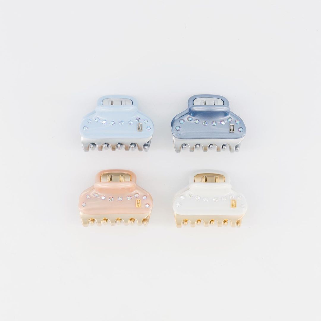 beauty salon accessories