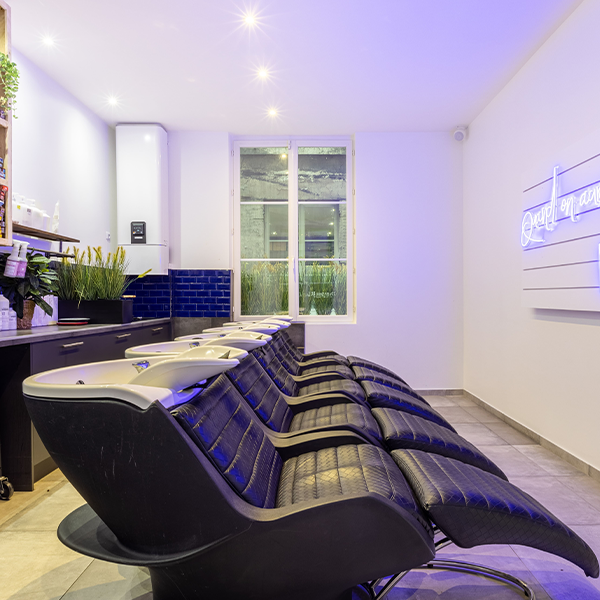 Hair-salon-designs-with-amazing-interior-ideas Hair-salon-designs-with-amazing-interior-ideas